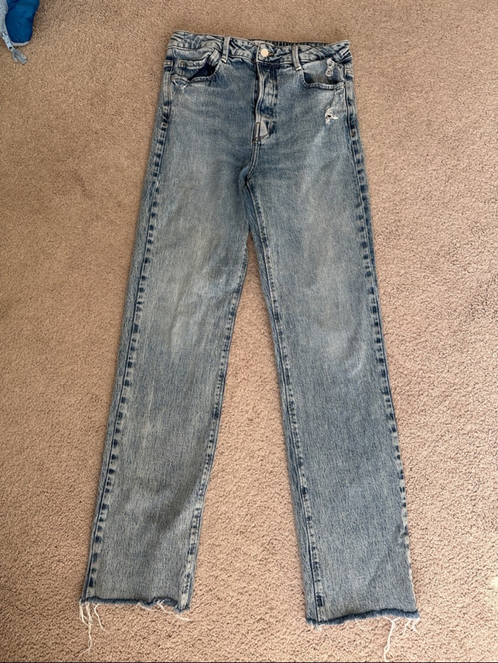 Zara Light Blue Denim Jeans with Contrast Stitching, button fly- size 8